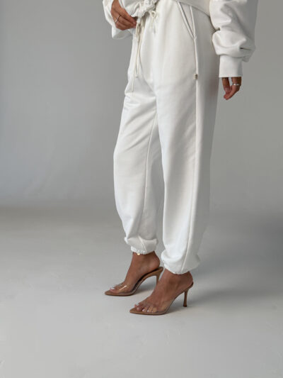 MILKY JOGGERS | LAST PIECE