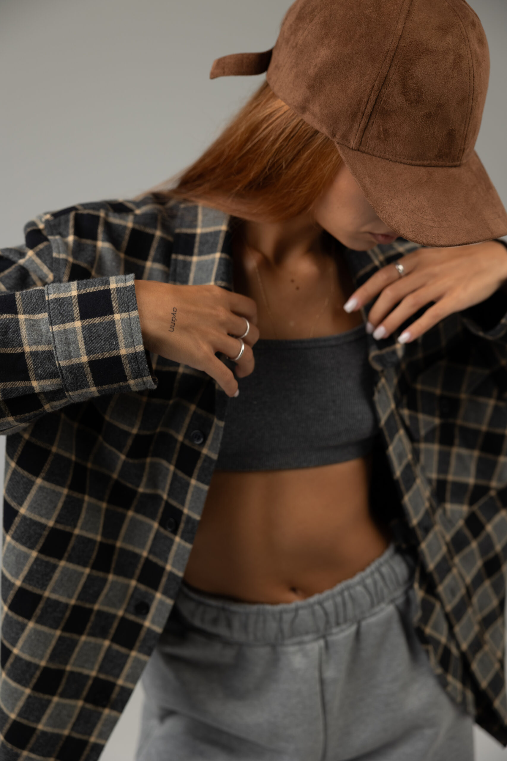 DADDY'S SHIRT IN GRAY BLACK | PETITE - Image 2