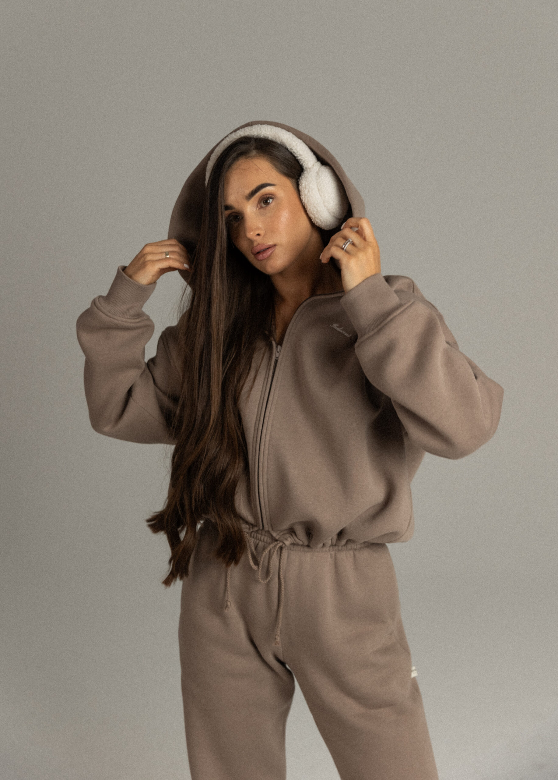 ZIP HOODIE IN MOCHA - Image 2