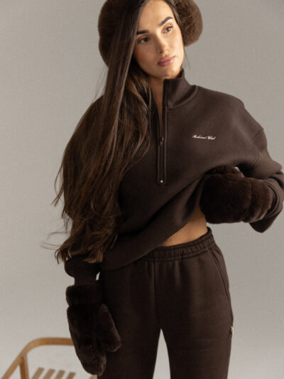 HALF ZIP SWEATSHIRT IN ESPRESSO